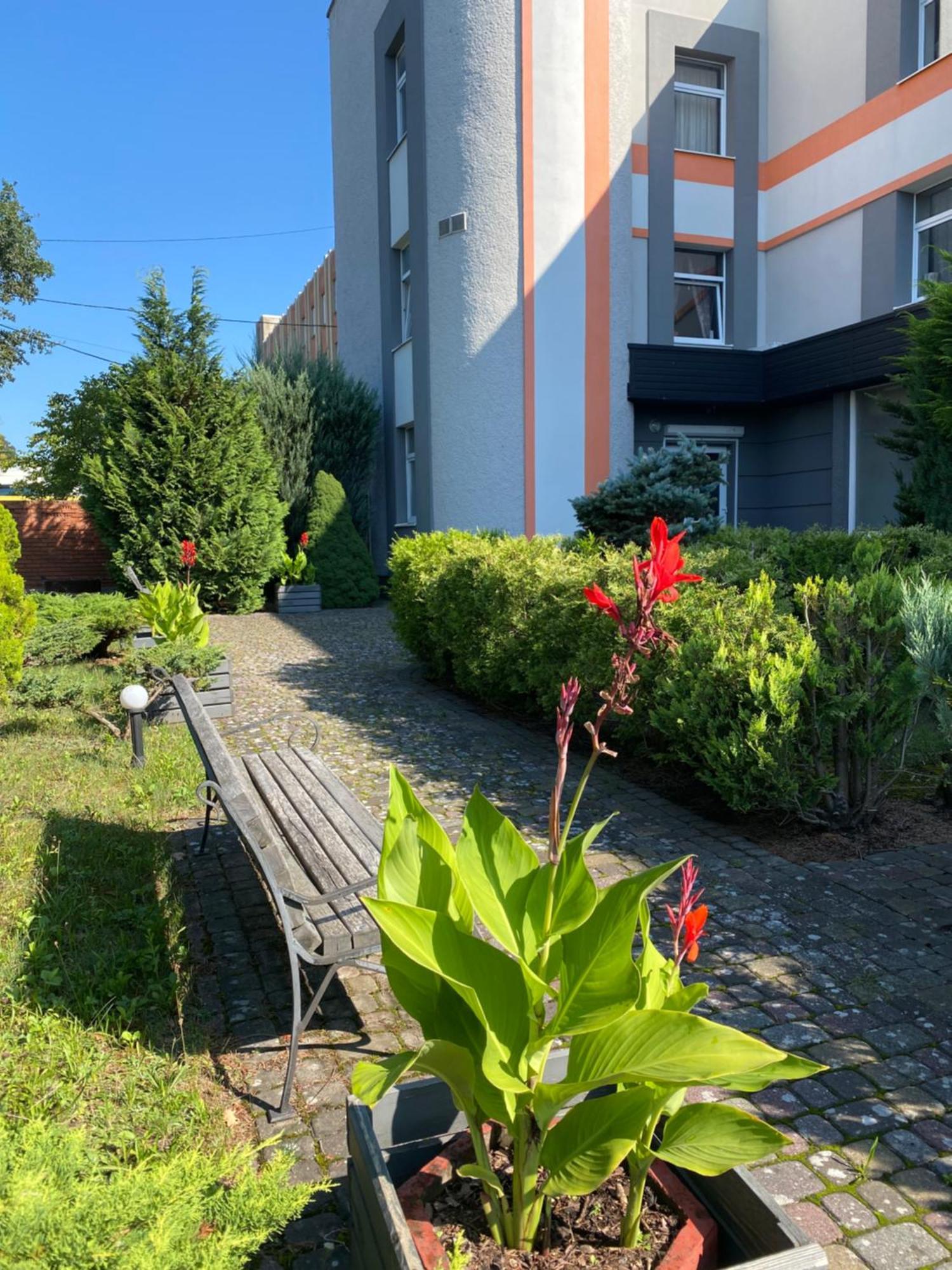 Olimp Soup&Bed Hotel Ivano-Frankovo Exterior photo